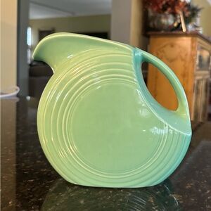 Vintage Green Ceramic Pitcher, teapot, sugar and creamer.  
Fiestaware